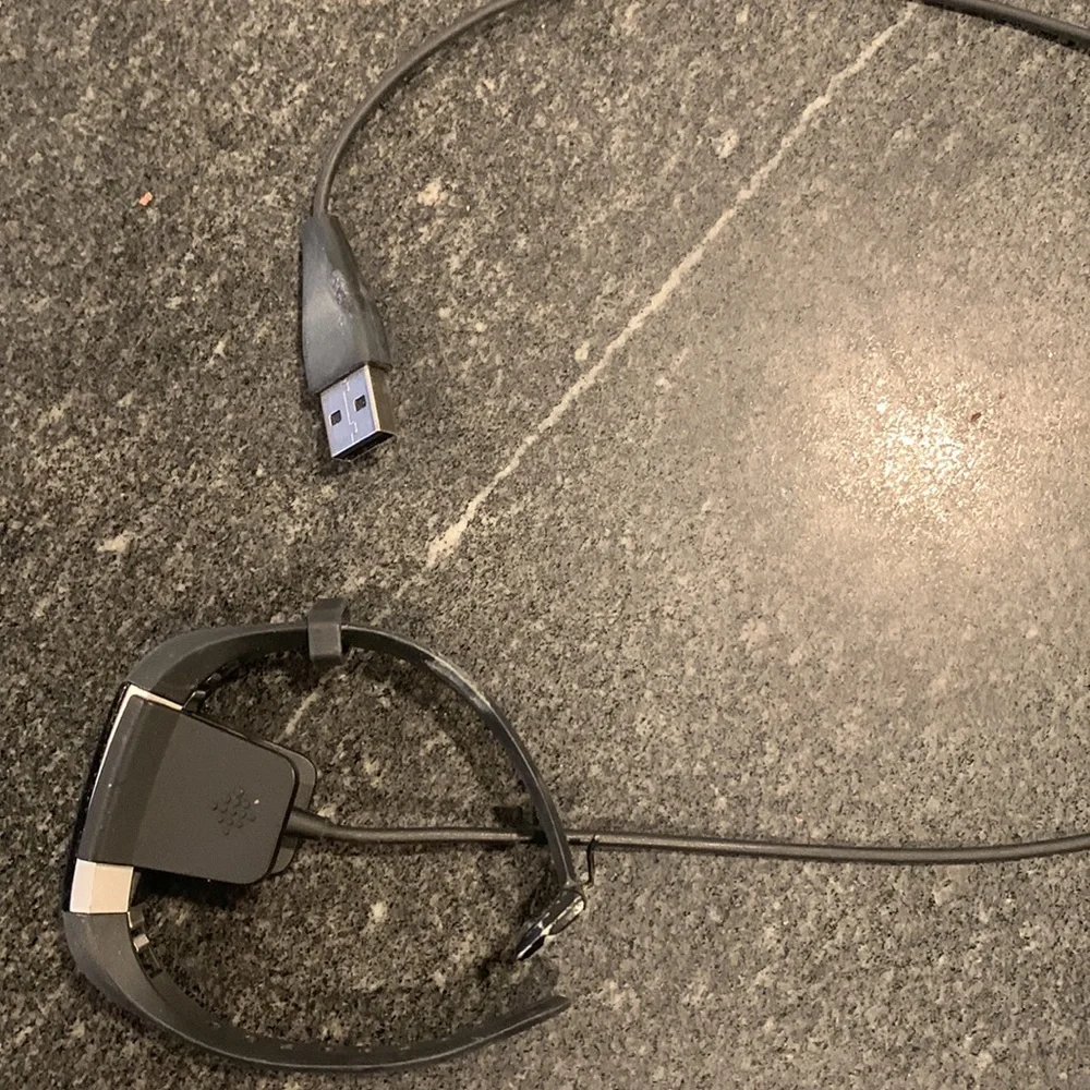 Fitbit Alta HR